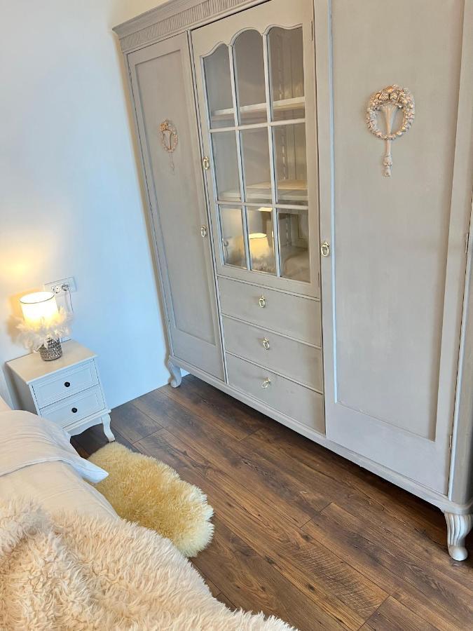 Nave Apartment